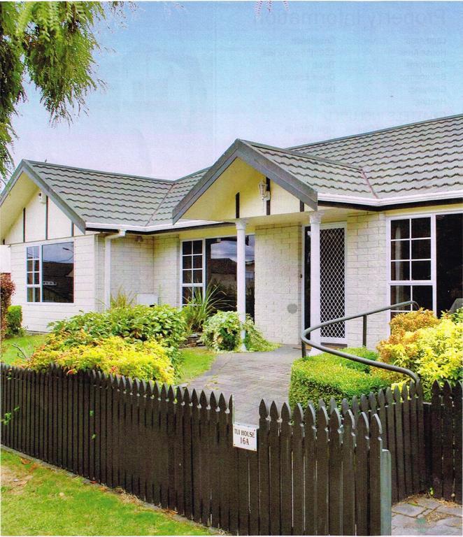 Tui House Villa Lago Lago Taupo Esterno foto