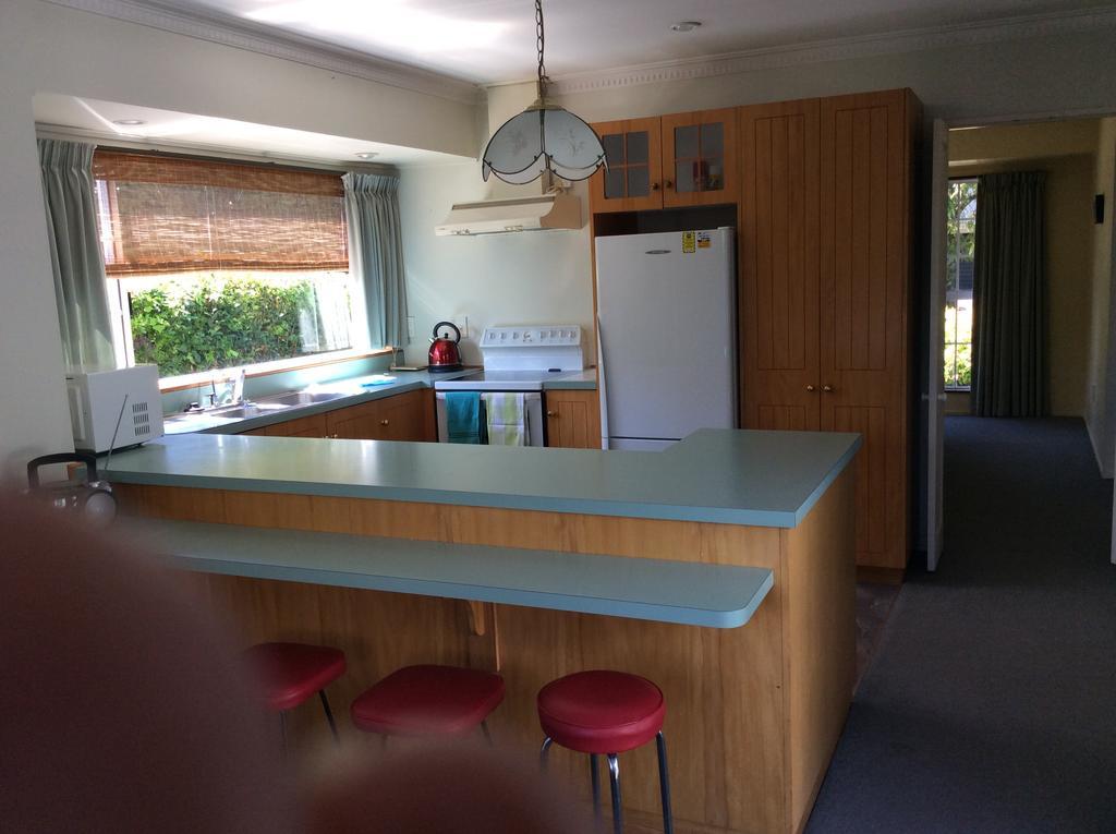 Tui House Villa Lago Lago Taupo Esterno foto