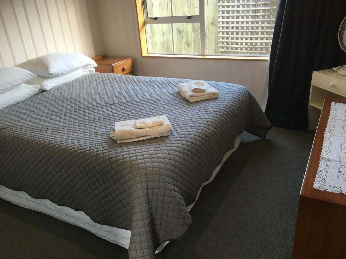 Tui House Villa Lago Lago Taupo Esterno foto