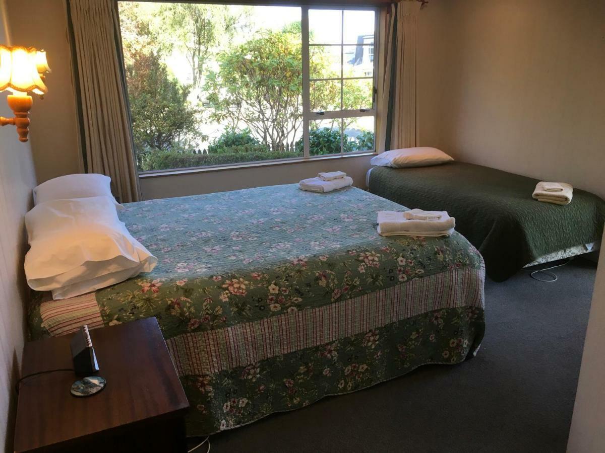 Tui House Villa Lago Lago Taupo Esterno foto